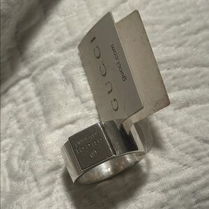 Gucci ring size 7.5
